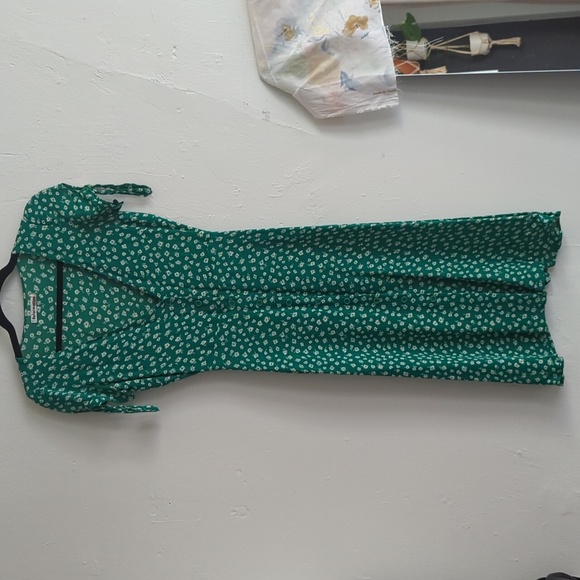 Reformation Rosalinda Dress - Picture 1 of 7